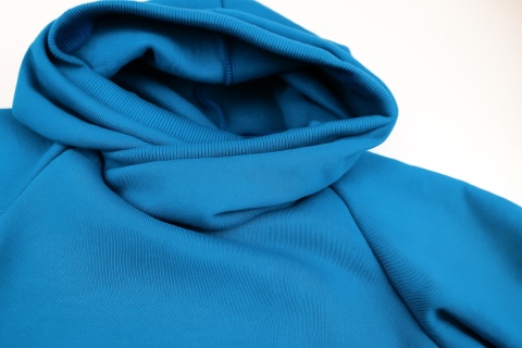 Bluza z grubej dresówki: różne kolory