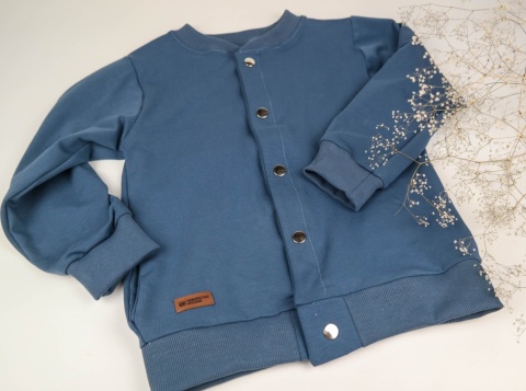 Bomberka: różne kolory