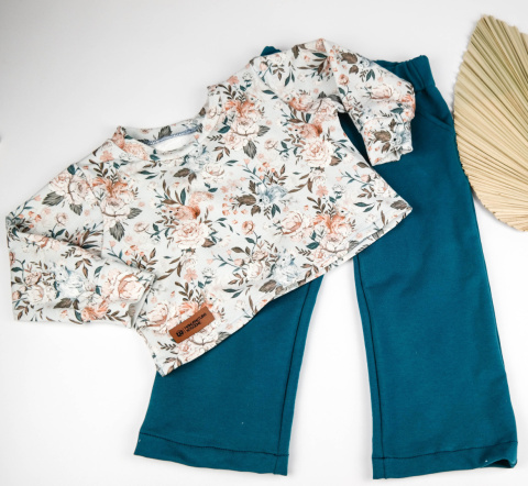 Dres dla dziewczynki: Secret Garden rozmiar 98 Dres dla dziewczynki: Secret Garden rozmiar 98