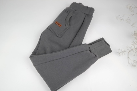 Baggy dziecięce z grubej dresówki: różne kolory